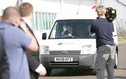 Rt Hon Lord Mandelson, Secretary of State for Business, Enterprise & Regulatory Reform, drives a Smith Ampere electric van in a visit to the Smith Electric Vehicles
</p></noscript>
<div class=