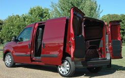 Fiat Doblo Maxi Van - access doors