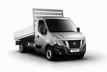 658_BCM_VanNewsNissan_NV400_Tipper Nissan is launching its NV400 chassis cab range, including this tipper, at the CV Show