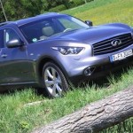 Quirky: The Infiniti FX3.0D is a technical masterpiece but can you see the differences?