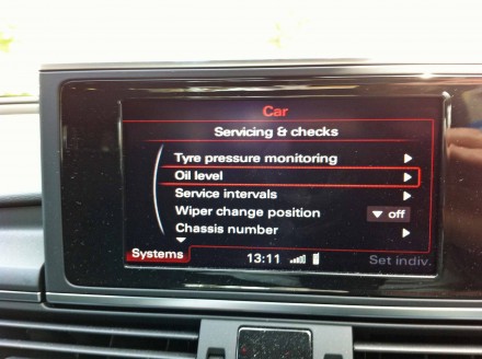 Audi MMI showing servicing and checks