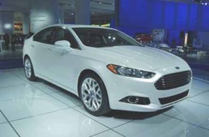 Ford Fusion - the US version of the Mondeo - was unveiled at Detroit