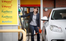 Business driver refuelling with LPG
