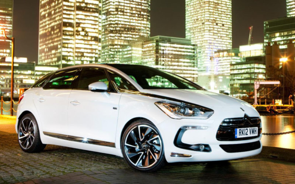 Citroen DS5 supported by special service package for SMEs