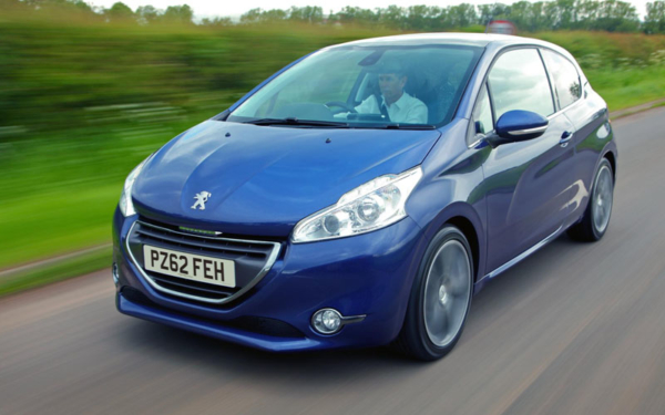 Peugeot 208 action shot