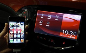 636_Vauxhall_Adam_iphone Vauxhall Adam