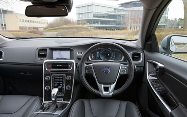 642_VolvoV60_dieselhybrid_interior Volvo V60 diesel hybrid