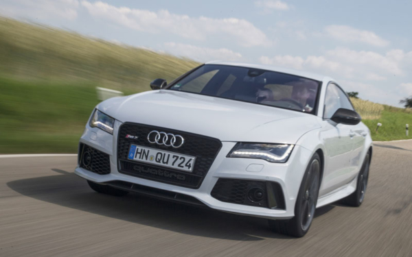Audi RS7 review action