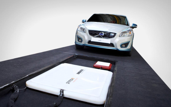 Volvo_cordless_charging