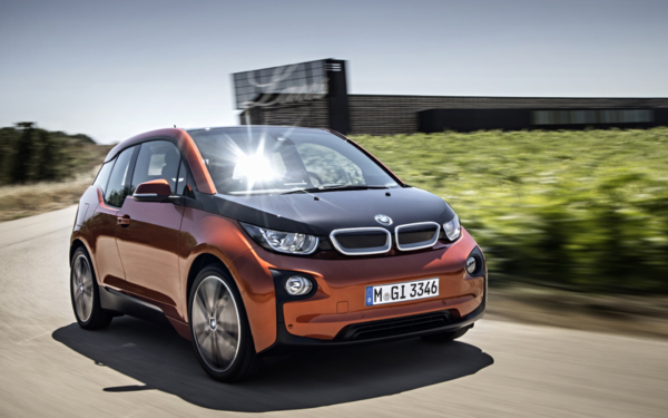 BMW_i3_car_review_action