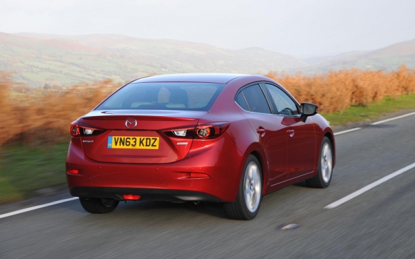 Mazda3_review_fastback