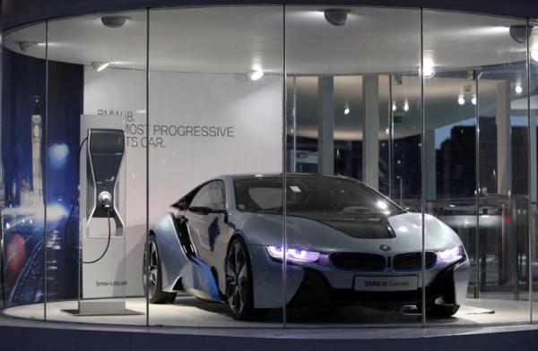 BMW i8