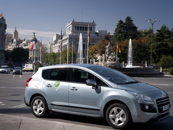 Zipcar launches in Madrid under Avancar brand