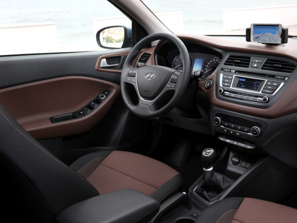 Hyundai, i20, interior, parked, drivers, seat