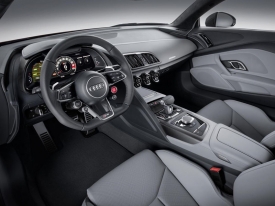 Audi R8 V10 Plus interior