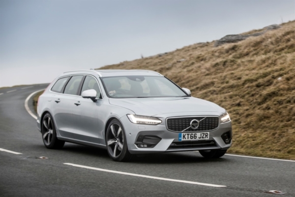 V90 T4 R-design with Volvo T4 petrol engine